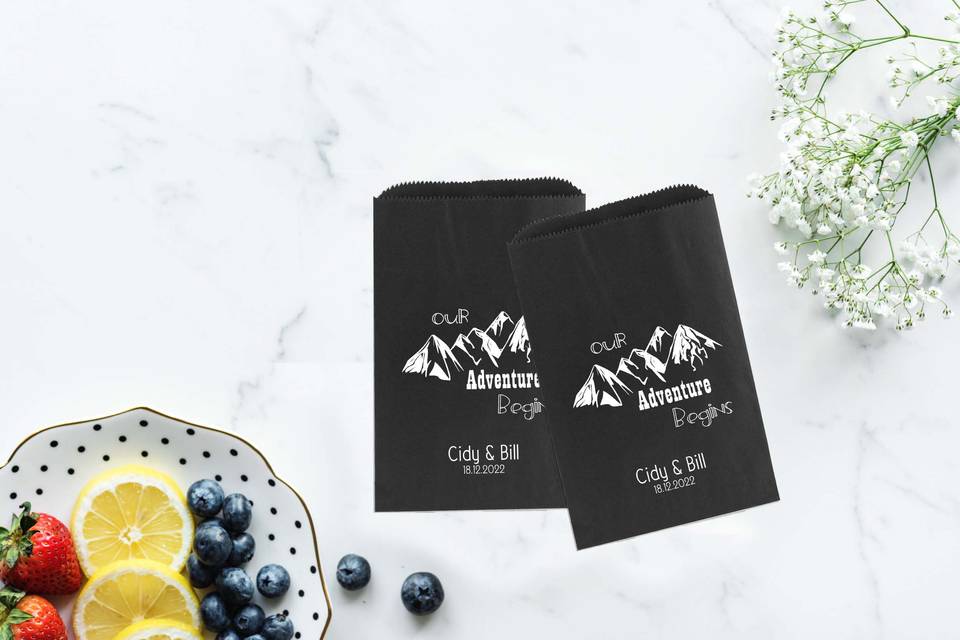 Black Trail Mix Favor Bag