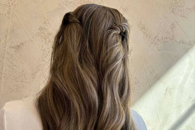 Half Up Hairstyle