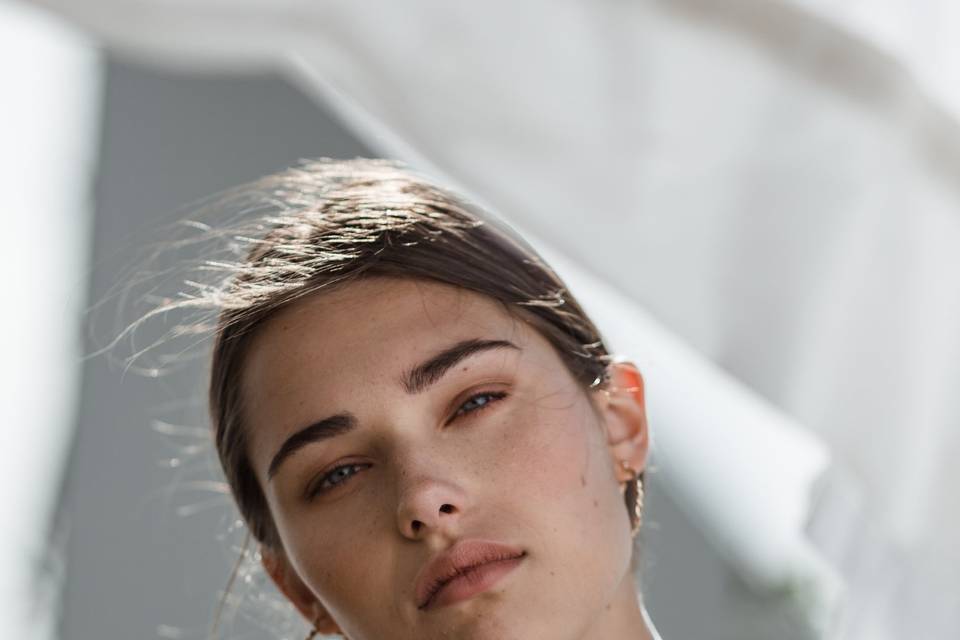 Soft glowy makeup