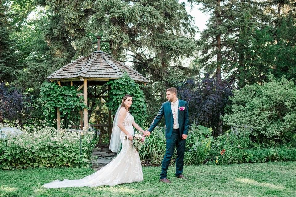 Calgary Wedding Photographer