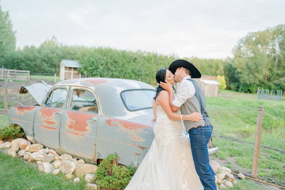 Alberta Wedding Photographer