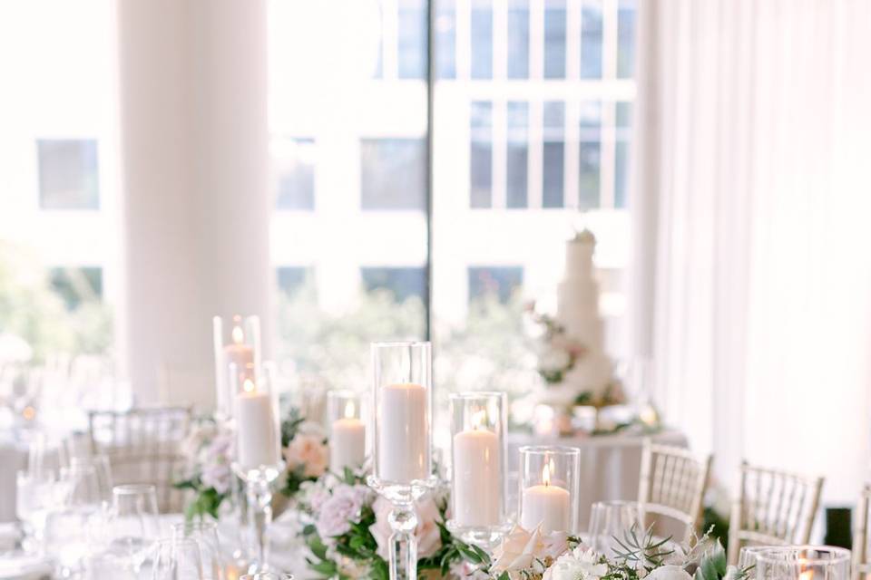 White tablescape