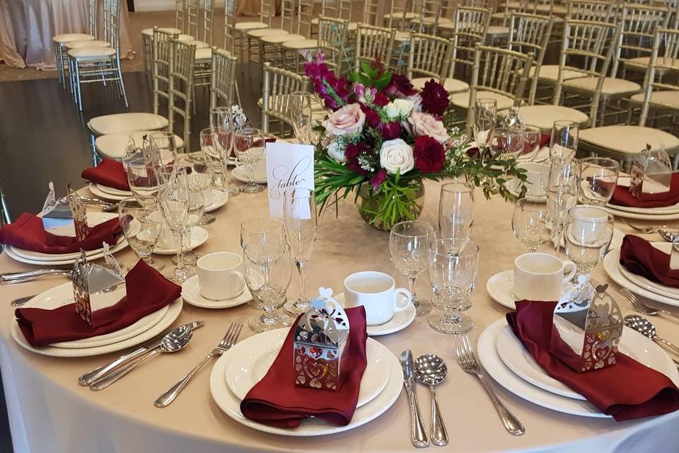 Burgundy table set up