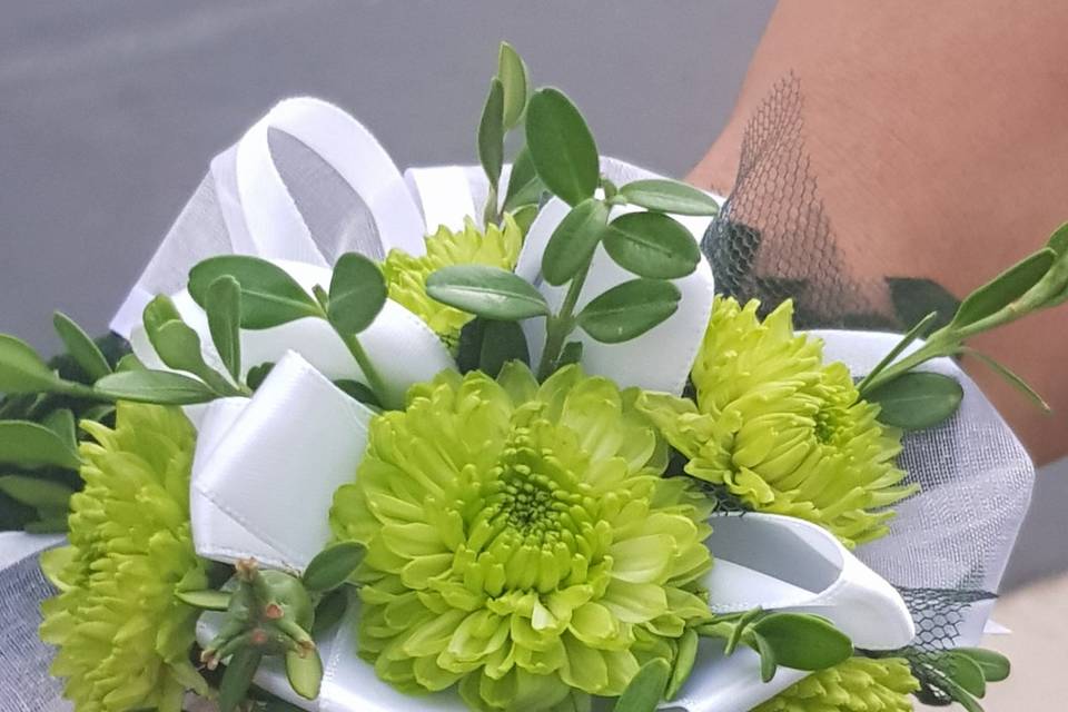 Green white corsage