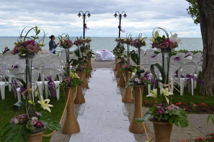 Outdoor nuptials