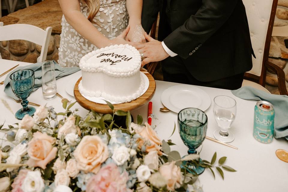 Head Table Arrangement