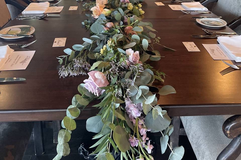 Head Table Garland