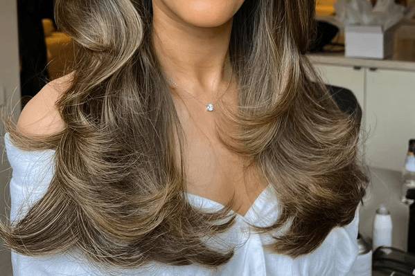 Romantic Blowout