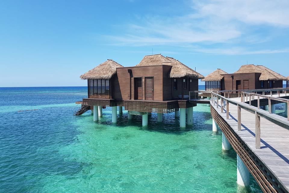 Over Water Bungalows Sandals