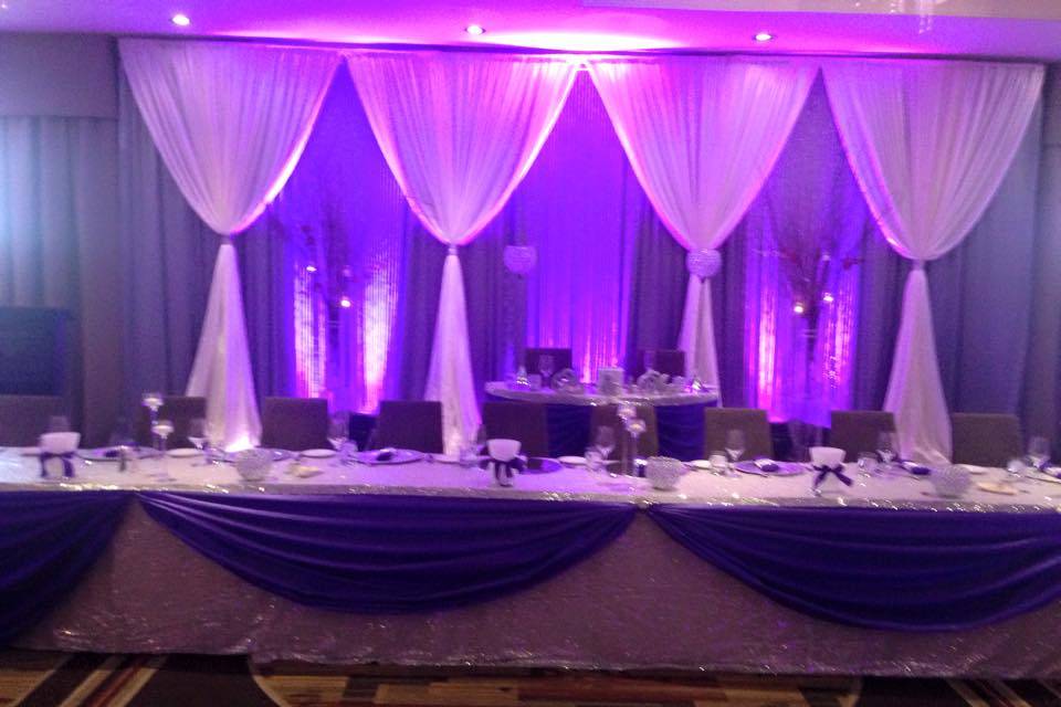 Head Table Pink