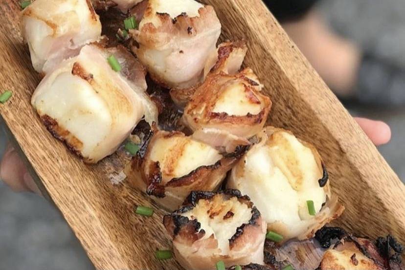 Bacon-wrapped scallops