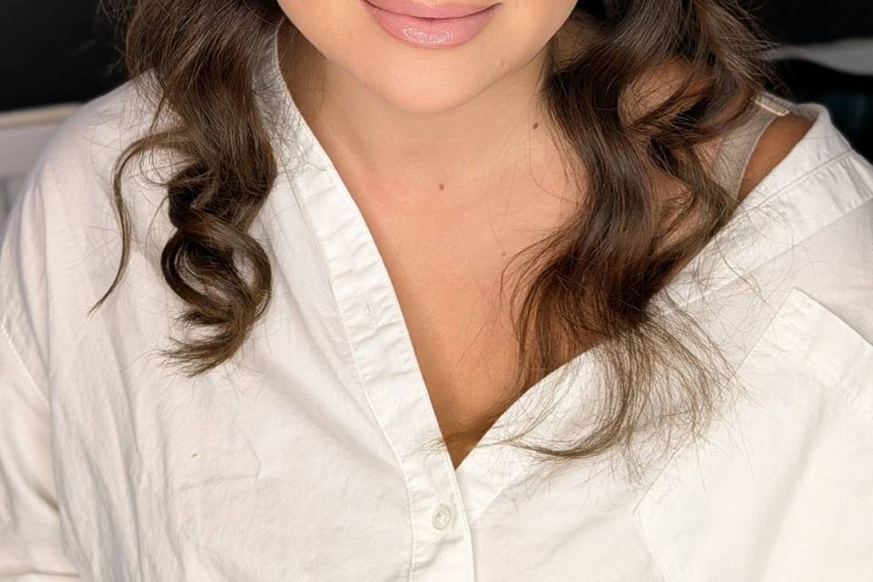 Soft glam stunning bride...