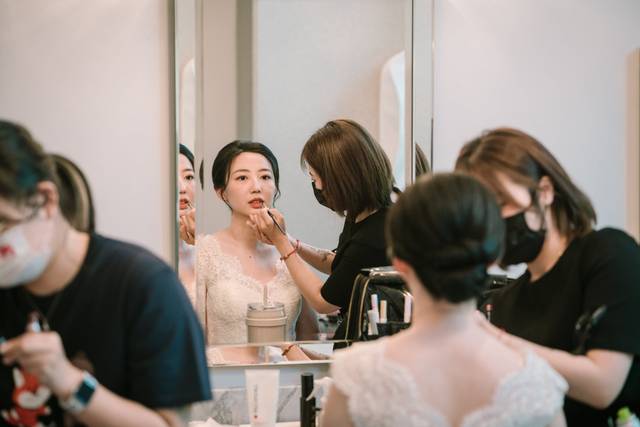 Momo Liu Makeup & Hair Studio