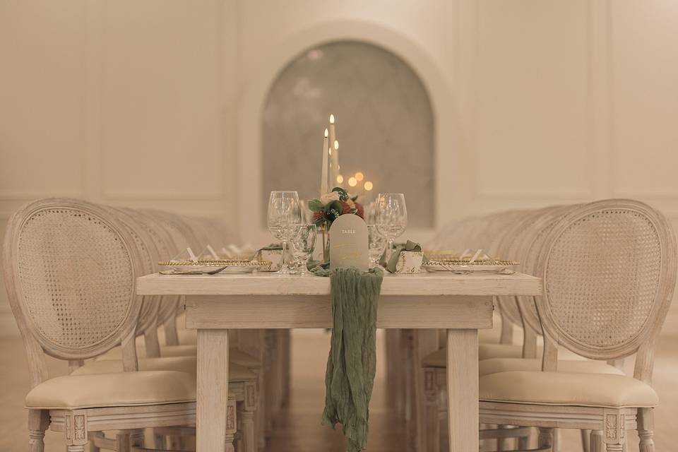 Archway Manor Details