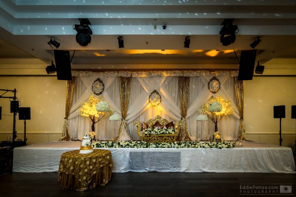 Uplighting for Head Table