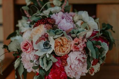 Unstructured Bouquet