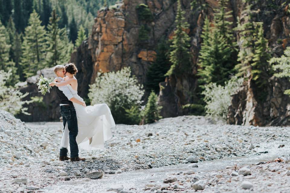 Abraham Lake Wedding