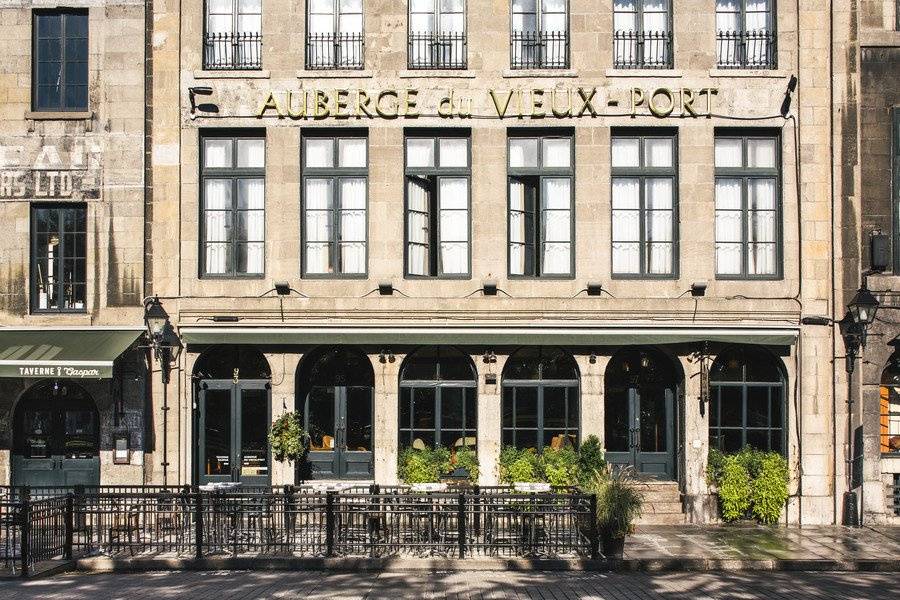 Old Montreal Wedding Hotel