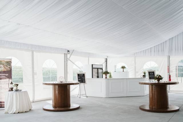 Indoor bar & rustic reels