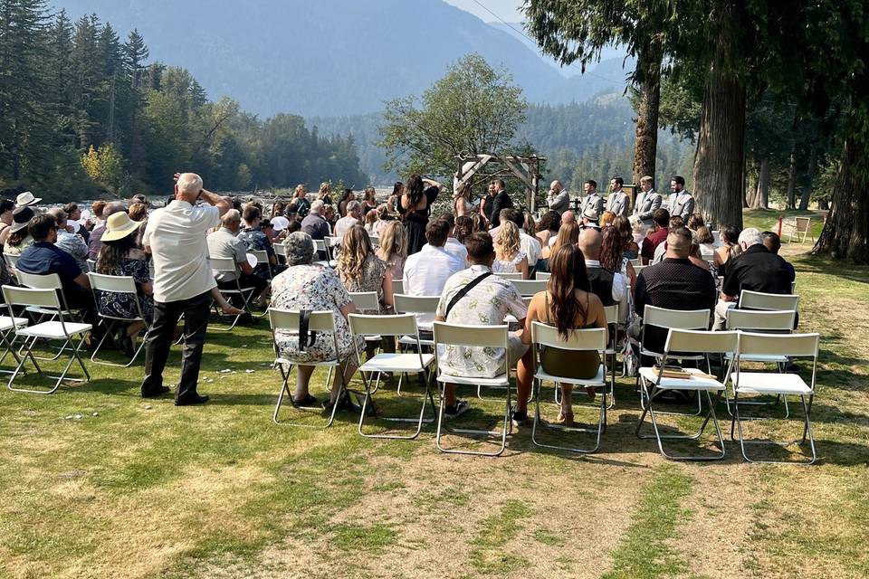 Outdoor ceremony seating