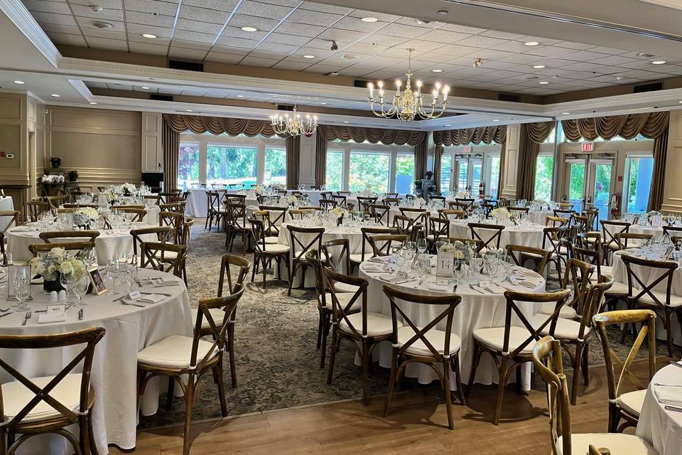 Salons - wooden rental chairs