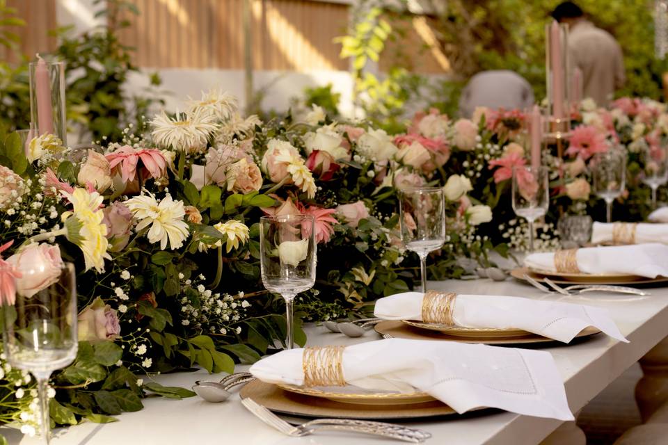 Tablescape
