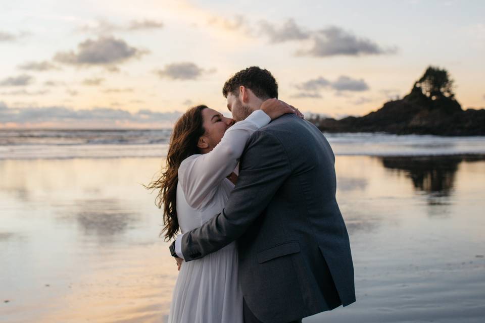 Beach kiss