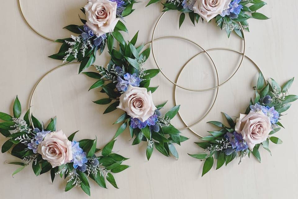 Bridesmaid hand wreath