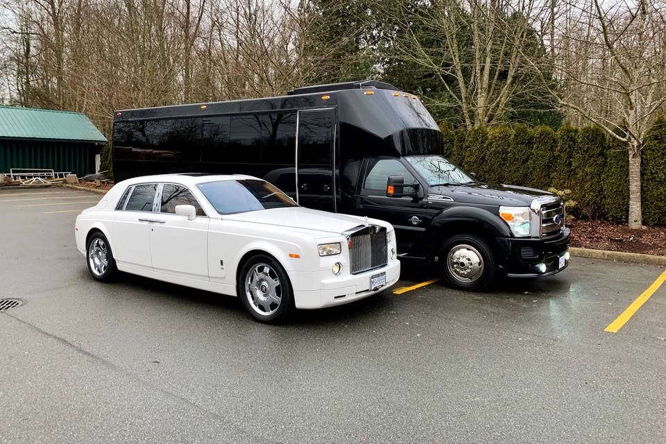 Luxury Life Limousine