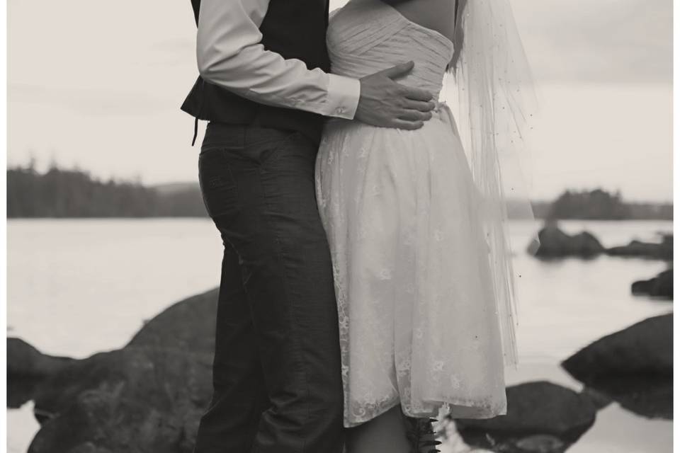 A&C, embrace at lake