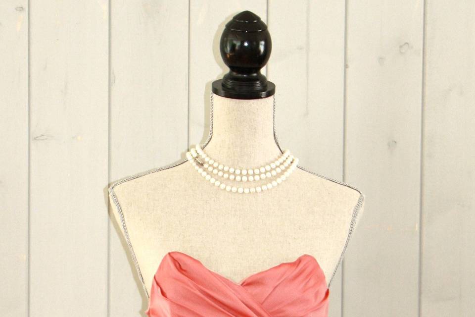 Avery_Front_Custom_Bridesmaid_Dress_Wedding_Party_Bridal_Vancouver.jpg