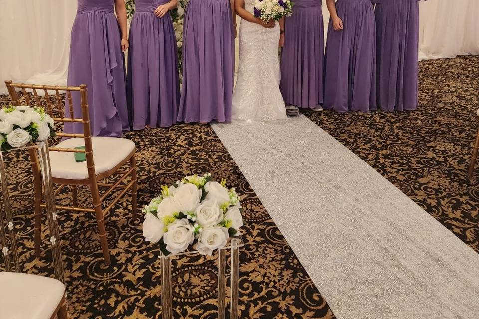 Bride & Bridesmaids