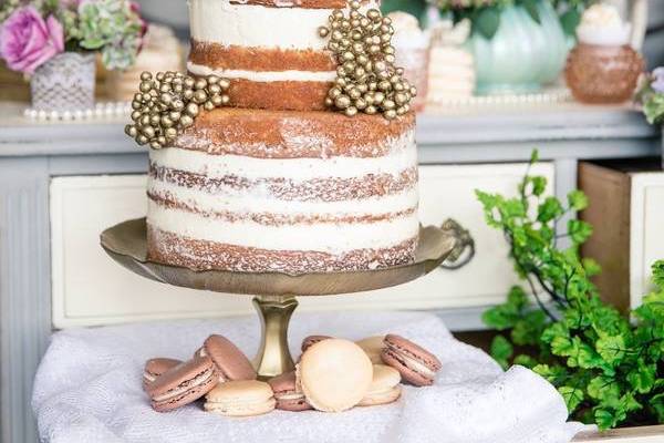 Naked Cake