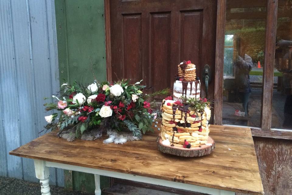 Wedding Cake, Cutting Cake