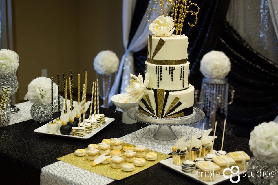 Wedding Cake, Cutting Cake