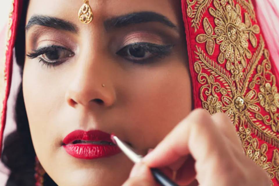 Bridal makeup by Kriti Saini