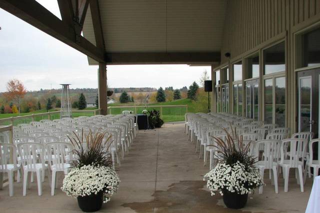 Outdoor ceremony