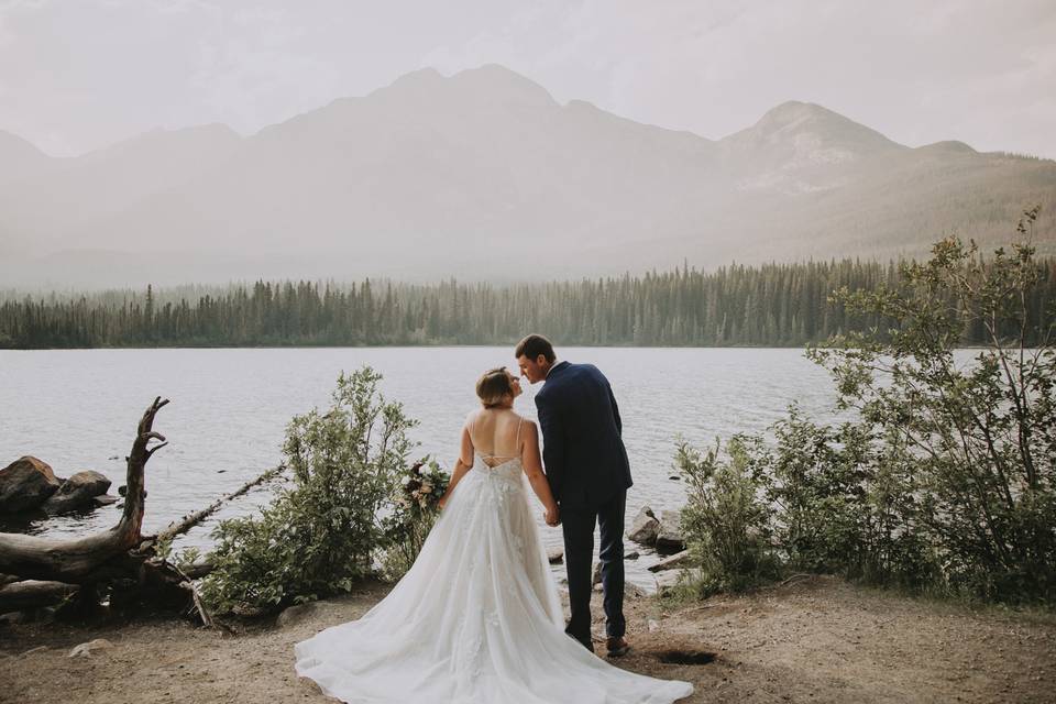 Pyramid Island Elopement