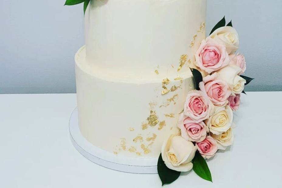 Stunning wedding cake