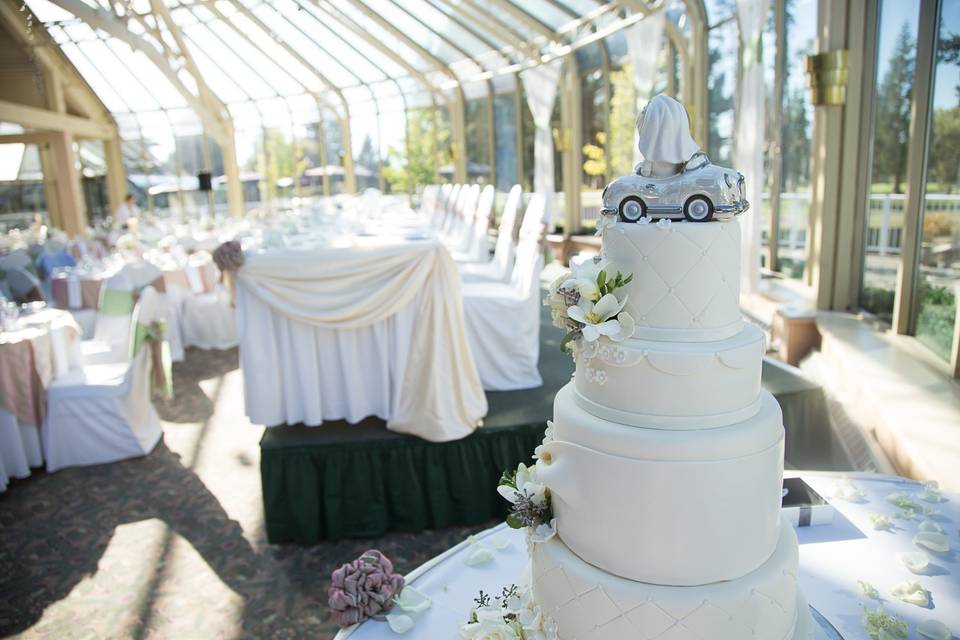 Cake table