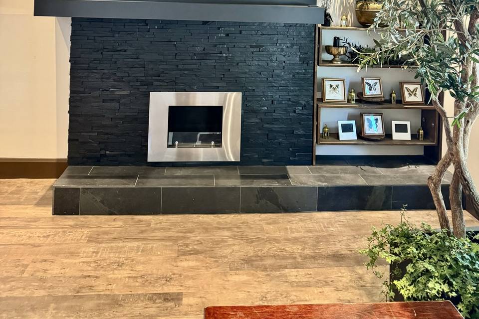 Thomas Lounge-1st Floor