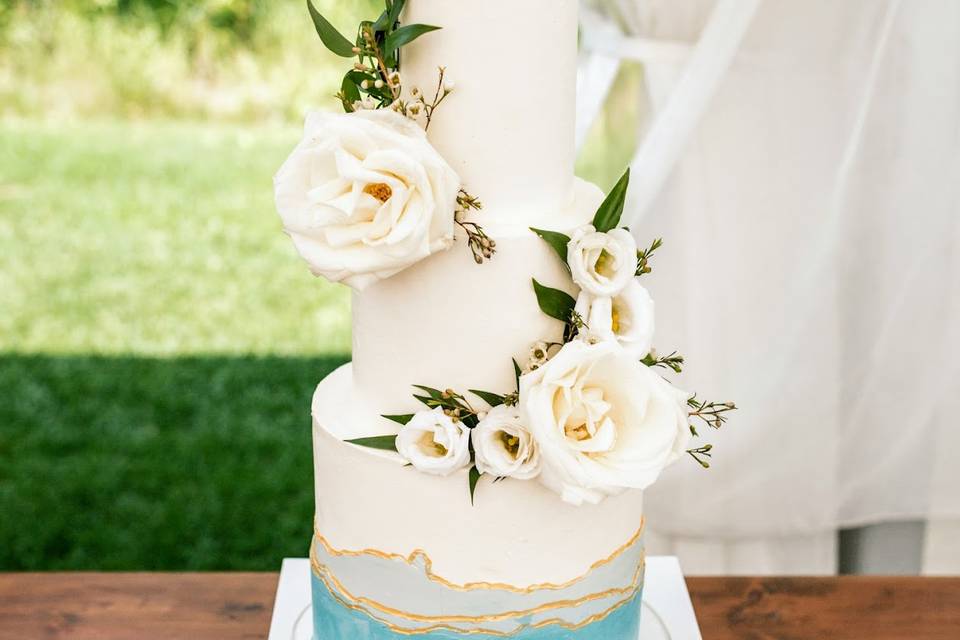 Petite 3 tier wedding cake