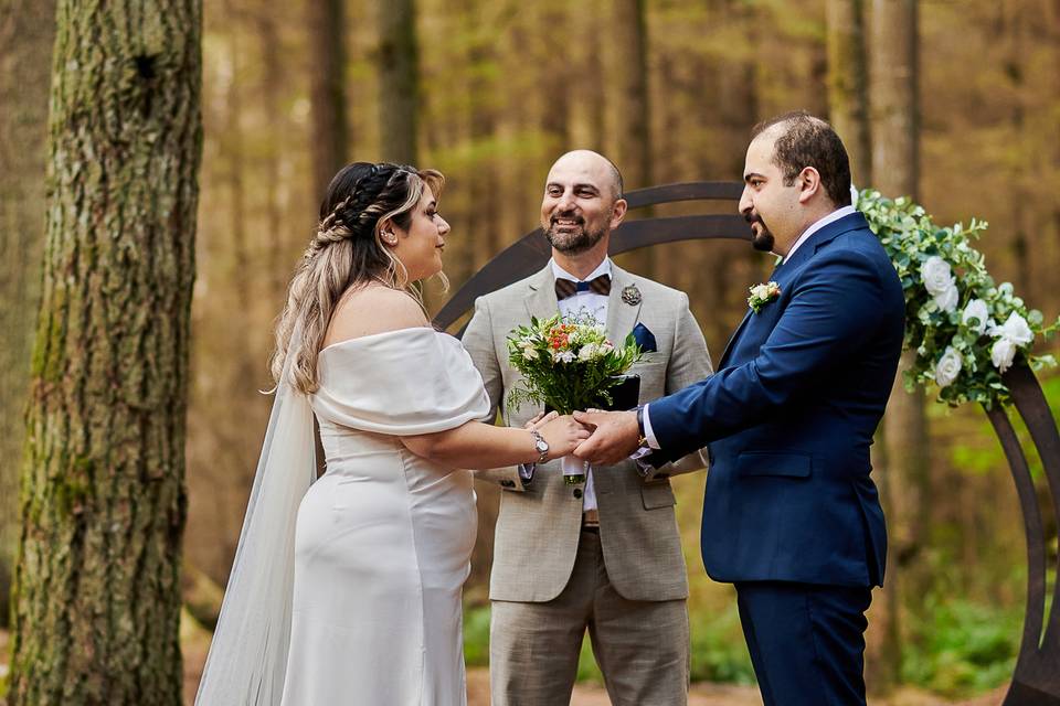 Intimate forest ceremony