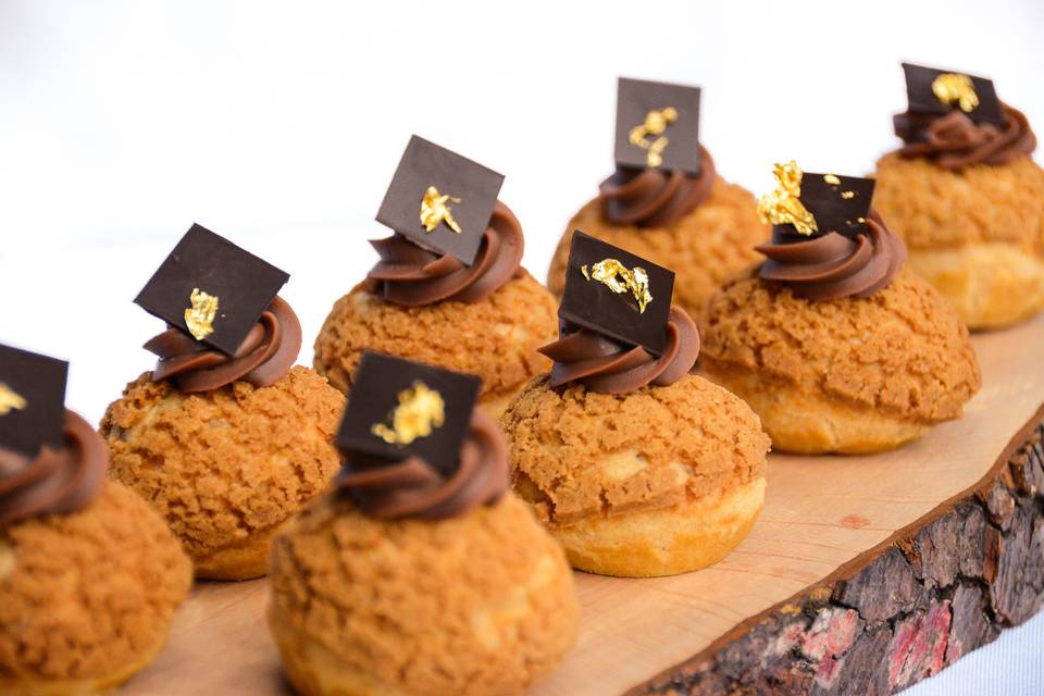 Cookie Crusted Choux Pastry
