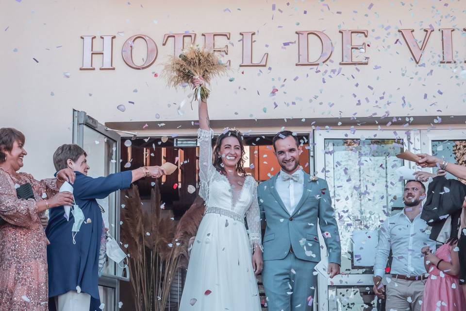 Confetti shower