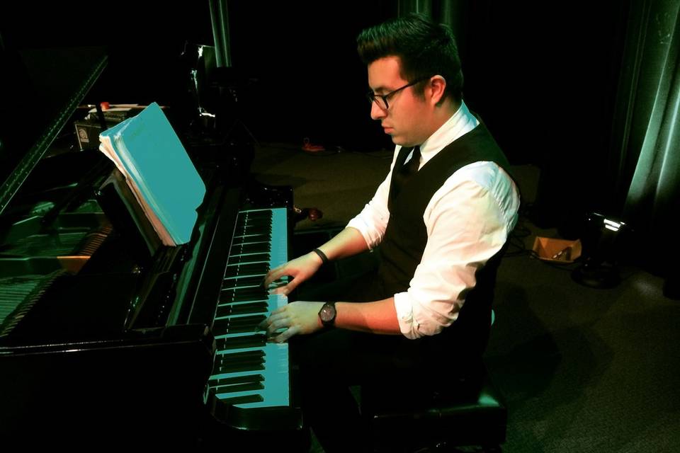 Kevin Castro Music Solo Piano