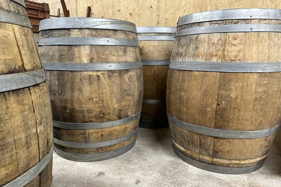 5 wine barrels