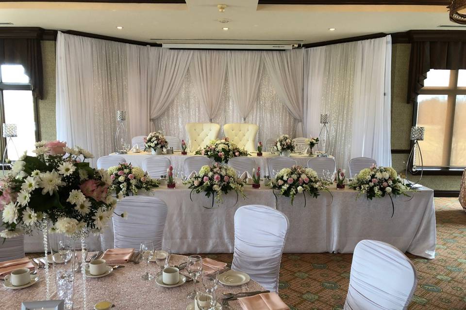 Head Table