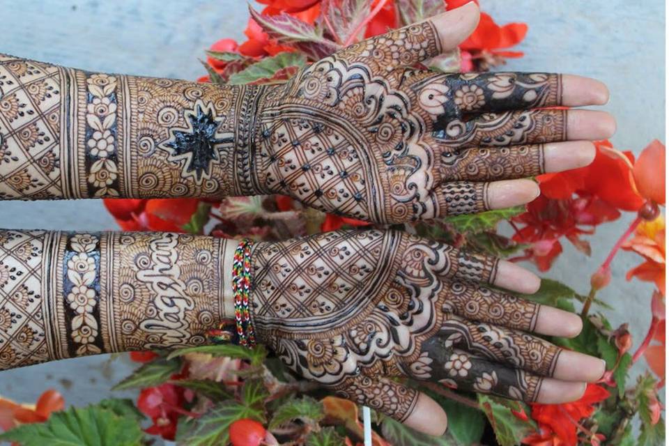 Bridal Hands