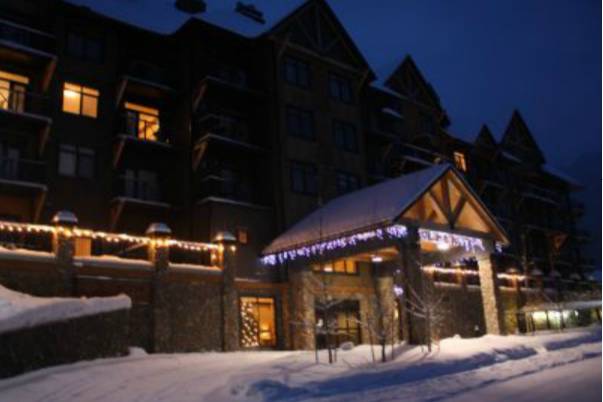 Glacier Mountaineer Lodge